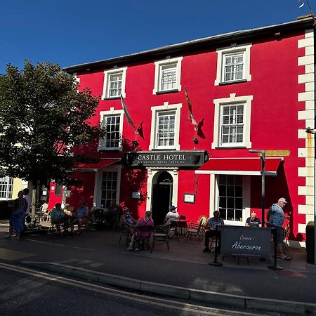 Castle Hotel Aberaeron Bagian luar foto