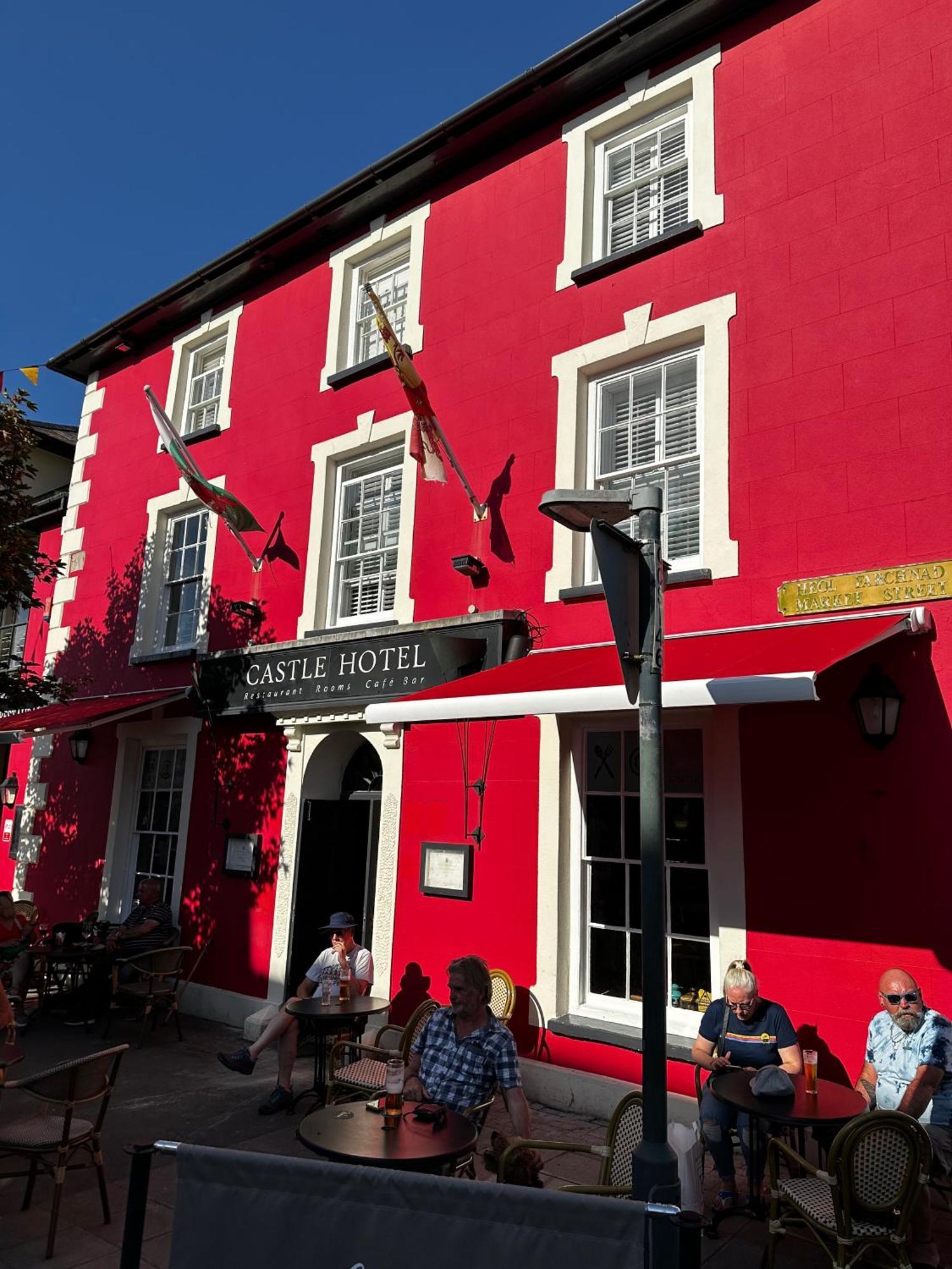 Castle Hotel Aberaeron Bagian luar foto