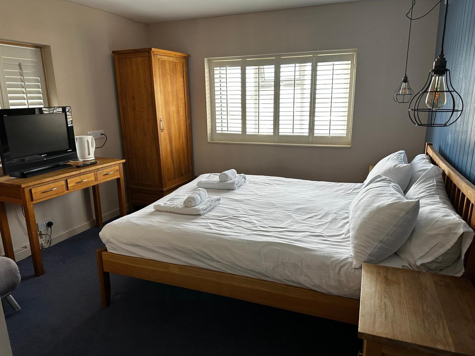 Castle Hotel Aberaeron Bagian luar foto
